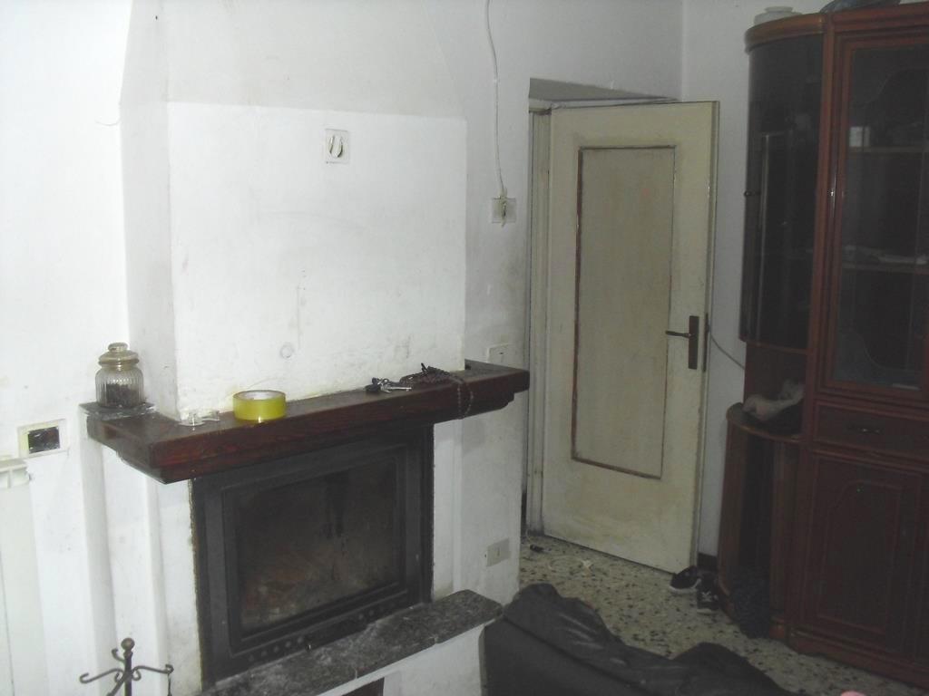 immobile CASA INDIPENDENTE ALL'ASTA CON CANTINA E BOX IN VIA MILANO, GALBIATE (LC) - 4