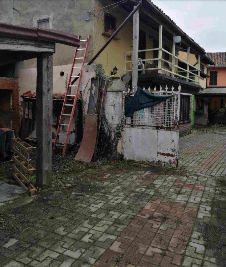 immobile CASA SINGOLA ALL'ASTA IN VIA ROMA, STROPPIANA (VC) - 3