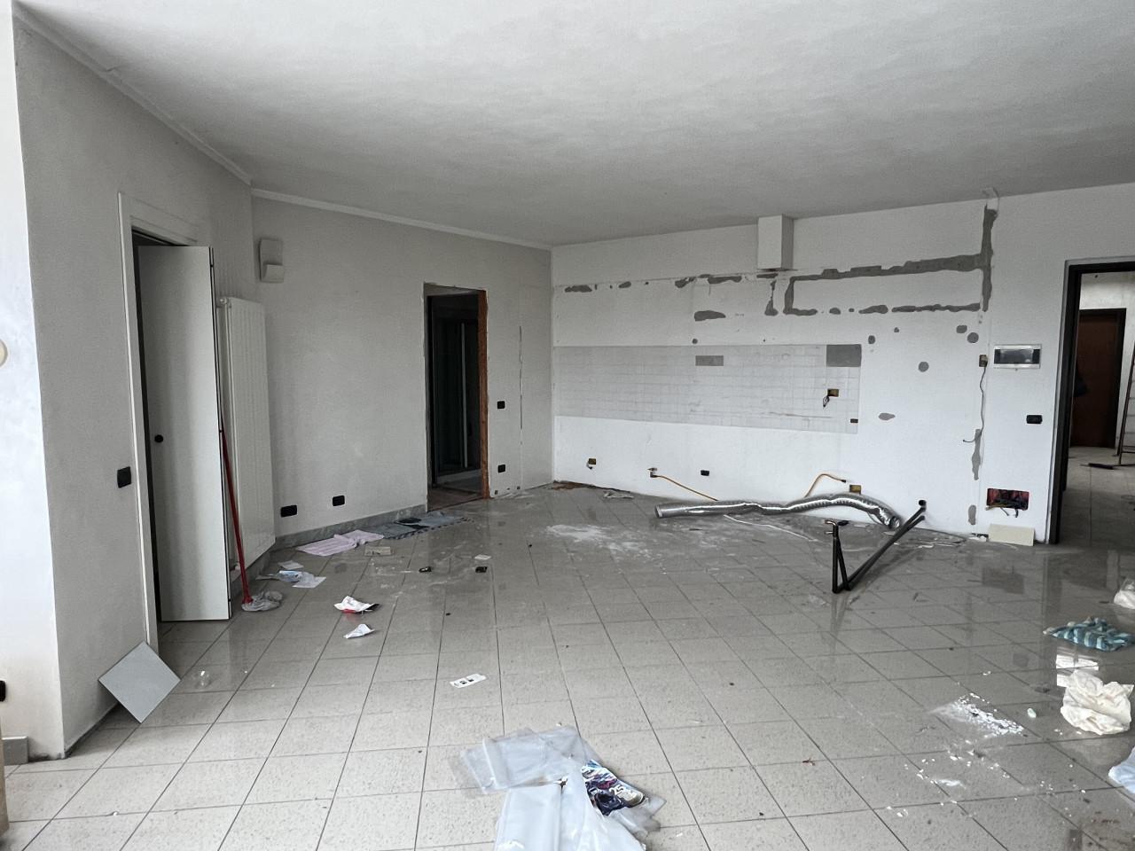 immobile TRILOCALE ALL'ASTA IN VIA VECCHIA PER CASTANO, LONATE POZZOLO (VA) - 5