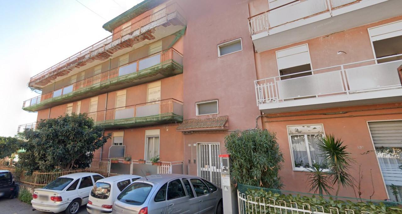 immobile SEI APPARTAMENTI CON SEI BOX ALL'ASTA IN VIA G. GARIBALDI, CALATABIANO (CT) - 2