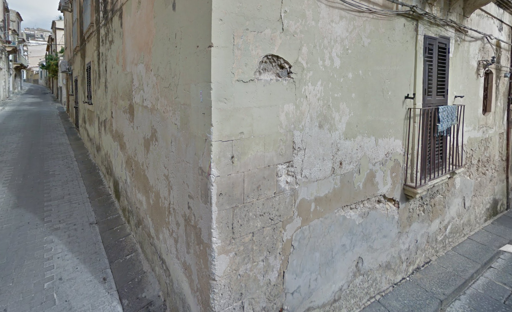 immobile BILOCALE CON LOCALE DEPOSITO ALL'ASTA IN VIA CAVOUR A NOTO (SR) - 3