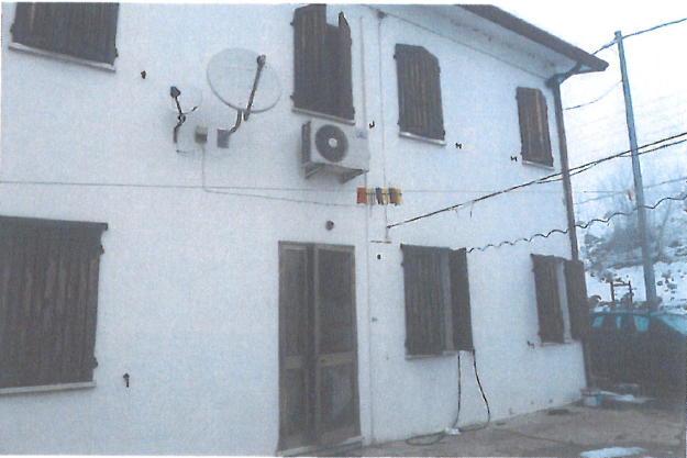 immobile CASA SINGOLA ACCESSORIATA CON TERRENO ALL'ASTA IN VIA GARIBALDI A VESCOVANA (PD) - 3