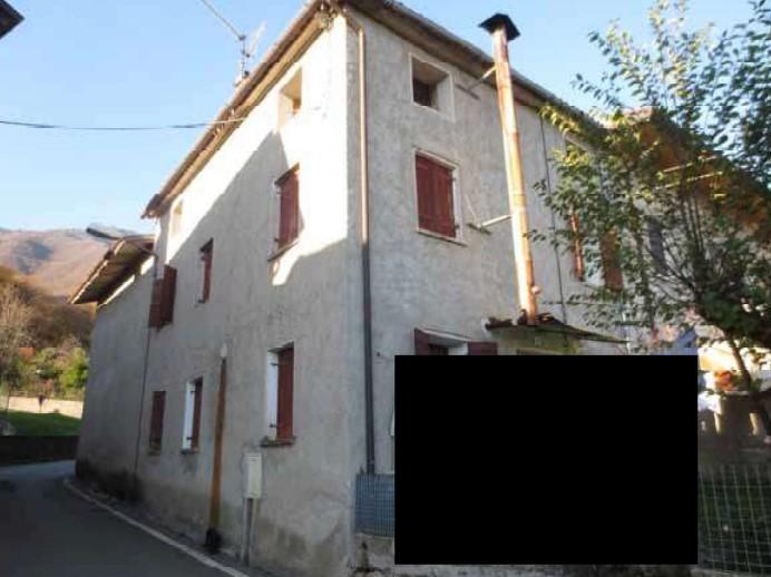 immobile ABITAZIONE, MAGAZZINI ALL'ASTA IN VIA SALTON, FOLLINA (TV) - 1