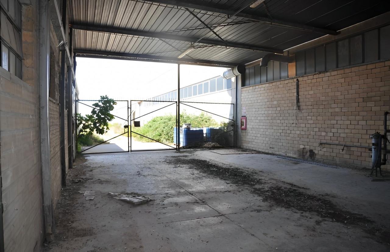 immobile AMPIO CAPANNONE ALL'ASTA IN VIA MICHELANGELO, FRAZIONE PALAZZO, ASSISI (PG) - 4