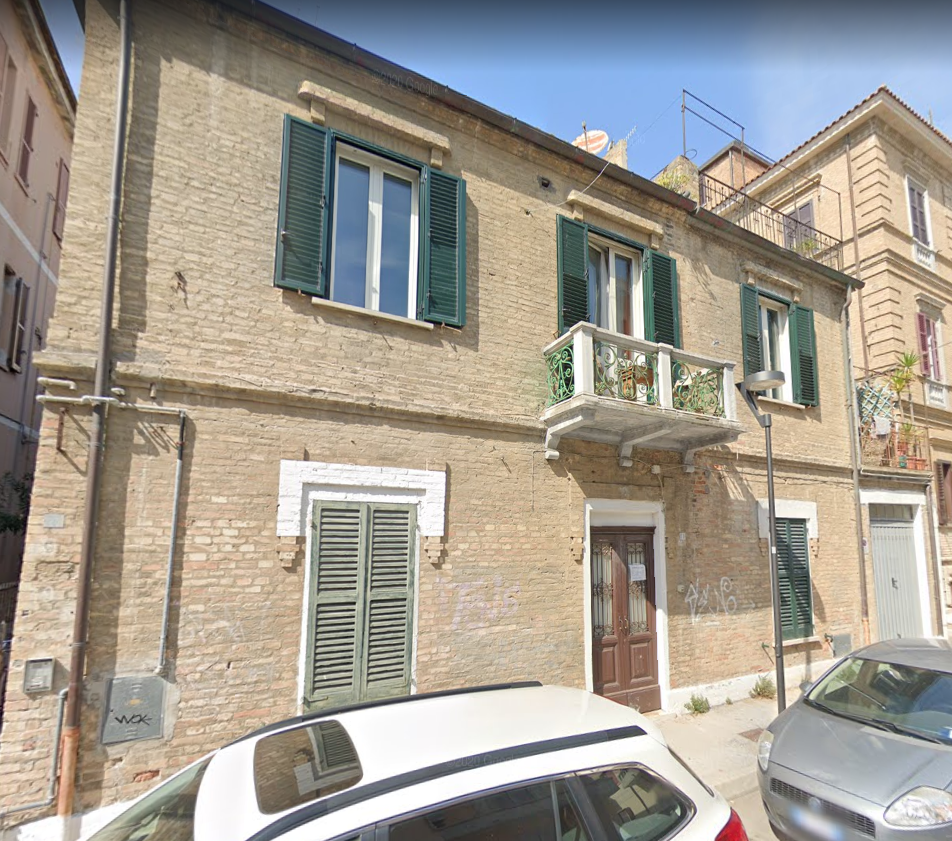 immobile TRILOCALE ALL'ASTA, VIA FRANCESCO PETRARCA A PESCARA (PE) - 2