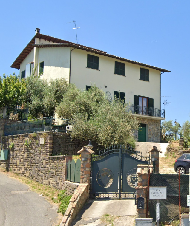 immobile AMPIO APPARTAMENTO ACCESSORIATO ALL'ASTA IN VIALE VITTORIO VENETO, OLEVANO ROMANO(RM) - 1