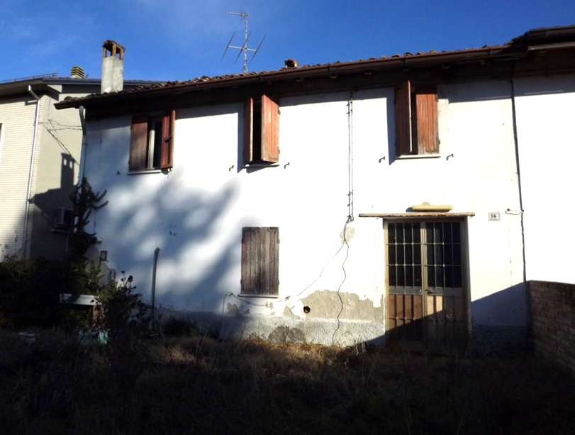 immobile CASA SINGOLA DA RISTRUTTURARE ALL'ASTA IN VIA ARGINE FILIPPINA A SISSA TRECASALI (PR) - 1