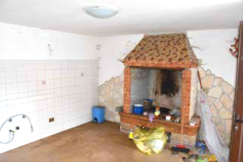 immobile TRILOCALE SU 2 LIVELLI ALL'ASTA CON ACCESSORI IN VIA CATTAZZI DURLO, CRESPADORO (VI) - 2