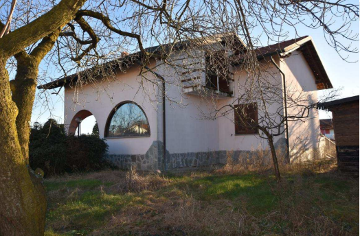 immobile VILLINO UNIFAMILIARE ALL'ASTA IN VIA FAVONE A VERRONE (BI) - 1