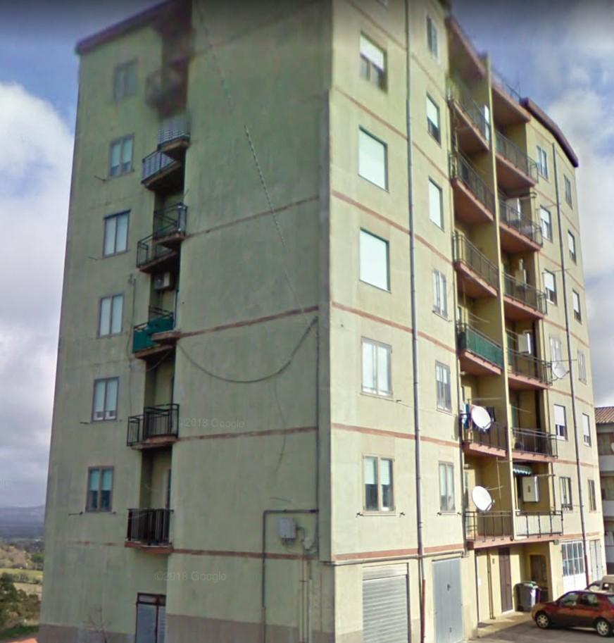 immobile AMPIO APPARTAMENTO CON GARAGE ALL'ASTA IN VIA ISTRIA, TEMPIO PAUSANIA (SS) - 2