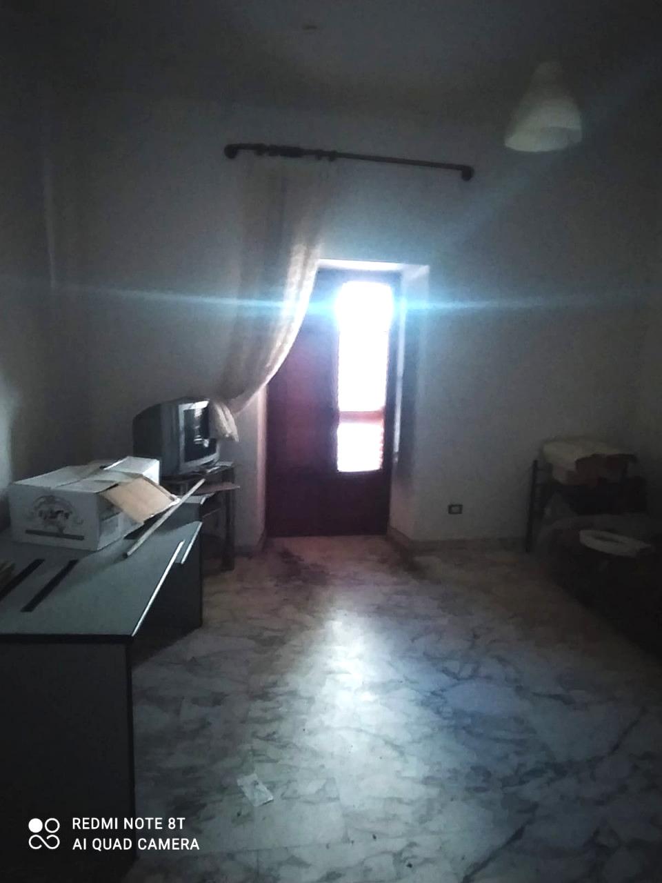 immobile PALAZZO SU TRE LIVELLI ALL'ASTA IN VIA ENNA, SAPONARA (ME) - 4
