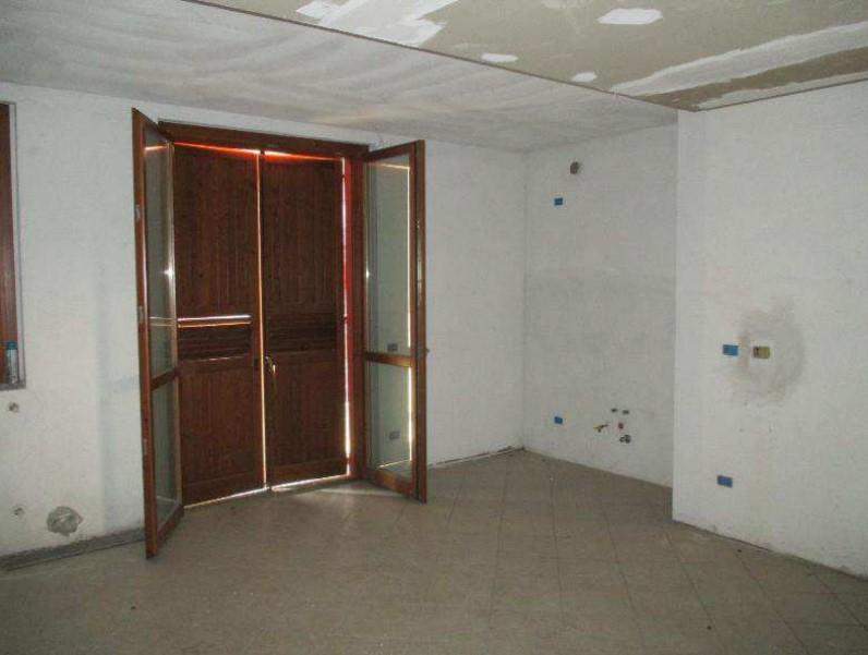 immobile BILOCALE CON ACCESSORI ALL'ASTA SITO IN VIA SAN LORENZO 41/A, 24050 PALOSCO (BG) - 2