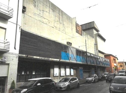 immobile LOCALE CINEMA-TEATRO DA RISTRUTTURARE ALL'ASTA IN VIA C. BATTISTI, FUCECCHIO (FI) - 1