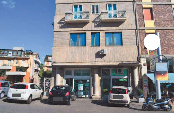 immobile UFFICIO ALL'ASTA IN PIAZZA FIUME A VASTO (CH) - 2