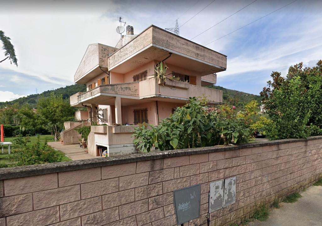 immobile VILLA BIFAMILIARE CON TERRENO ALL'ASTA IN VIA VIGNALETTO, LOC. MARASIO, CARRARA (MS) - 1