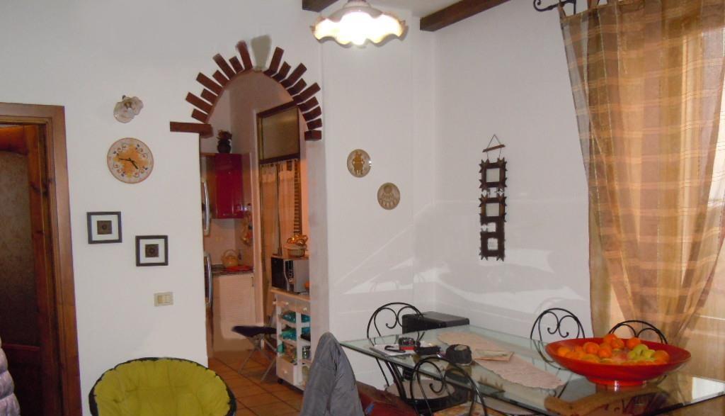 immobile TRILOCALE ALL'ASTA CON BALCONE IN VIA NAZIONALE, POSADA (NU) - 1