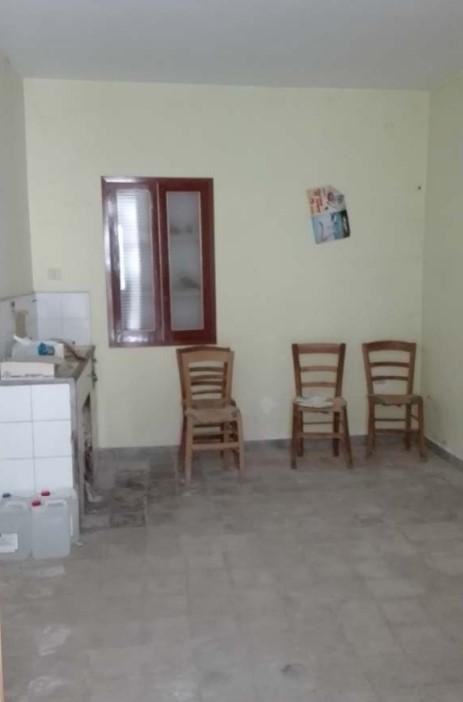 immobile CASA SINGOLA ALL'ASTA IN VICOLO III DI VIA CESARO N. 3, CASTELPAGANO (BN) - 3