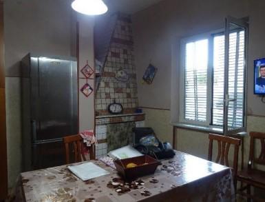 immobile TRILOCALE CON ACCESSORI ALL'ASTA IN VIA SICILIA, AFRAGOLA (NA) - 2