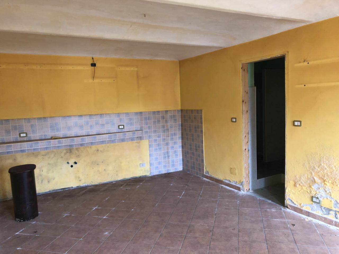 immobile COMPENDIO IMMOBILIARE ALL'ASTA IN VIA MARCONI, SOMMARIVA BOSCO (CN) - 3