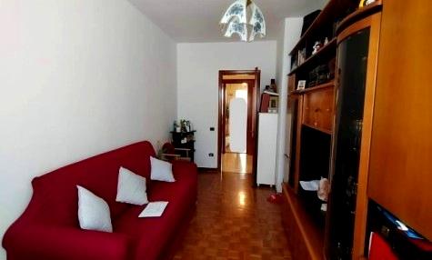 immobile AMPIO TRILOCALE CON GARAGE ALL'ASTA IN VIA G. ROSSINI, CASSOLA (VI) - 1