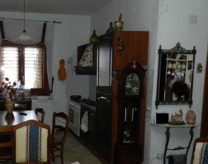 immobile CASA SINGOLA CON GIARDINO ALL'ASTA IN VIA CAMPANIA A MASCALUCIA (CT) - 1