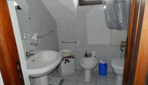 immobile CASA SINGOLA CON GIARDINO ALL'ASTA IN VIA CAMPANIA A MASCALUCIA (CT) - 3