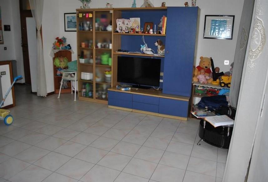 immobile AMPIO TRILOCALE CON GARAGE ALL'ASTA IN VIA BORGOLECCO, MONTEBELLO VICENTINO (VI) - 5
