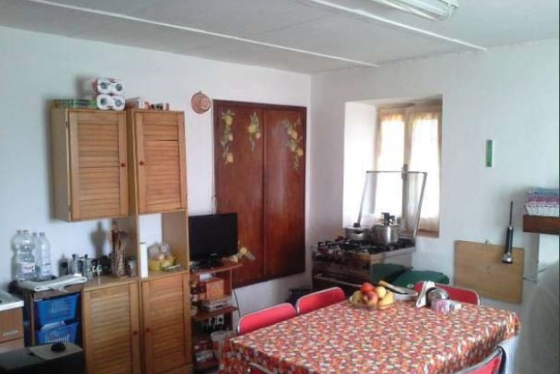 immobile ABITAZIONE CON DEPOSITO E TERRENI ALL'ASTA IN LOCALITA' BERSANI A GROPPARELLO (PC) - 3