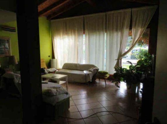 immobile VILLA MULTIACCESSORIATA CON TERRENO ALL'ASTA IN VIA BERLINGUER, CONCESIO (BS) - 2
