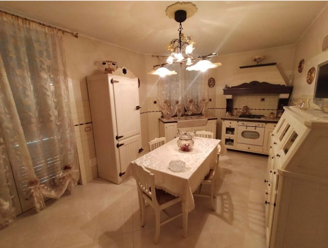 immobile VILLA MULTIACCESSORIATA ALL'ASTA IN VIA SALVO D'ACQUISTO, MASSALENGO (LO) - 1