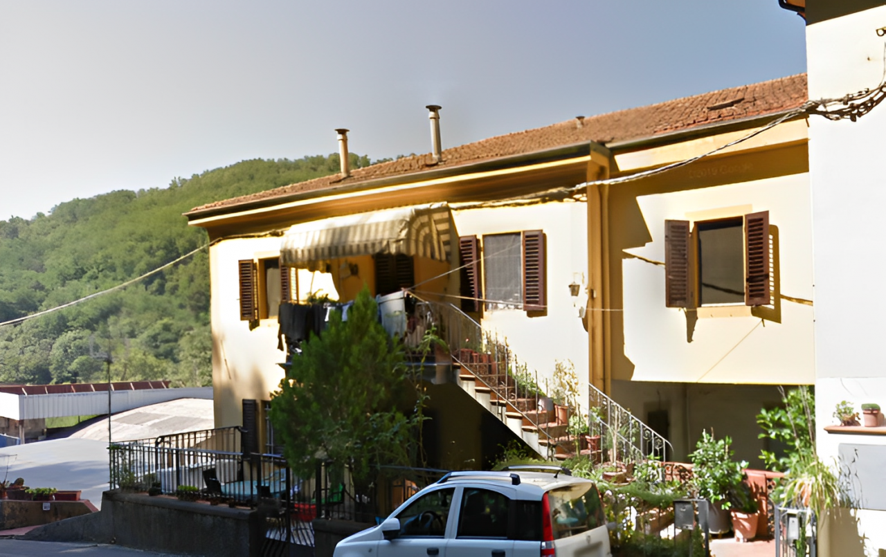immobile CASA SINGOLA CON CANTINA ALL'ASTA IN VIA DELLE CARTIERE, LOC. COLLODI A PESCIA (PT) - 2
