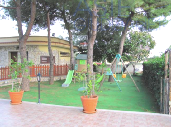 immobile VILLETTA CON GIARDINO ALL'ASTA IN VIA FIOR D'IBISCO, TARANTO (TA) - 4