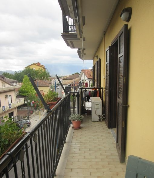 immobile PENTALOCALE ALL'ASTA CON GARAGE IN VIA SAN ROCCO A SANTA LUCIA DI SERINO (AV) - 2