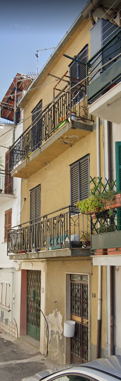 immobile CASA SINGOLA ALL'ASTA IN PIAZZA METASTASIO A ROGGIANO GRAVINA (CS) - 1