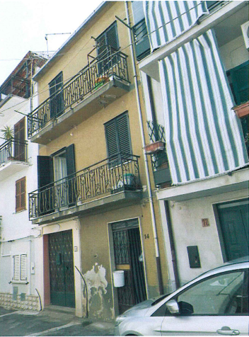 immobile CASA SINGOLA ALL'ASTA IN PIAZZA METASTASIO A ROGGIANO GRAVINA (CS) - 2