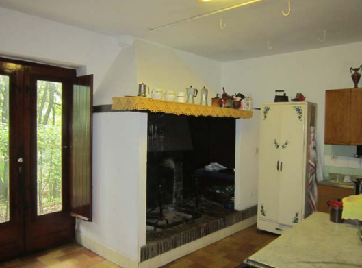 immobile VILLA CON BOX, MAGAZZINO E TERRENO ALL'ASTA IN VIA DEI LICHENI, PERUGIA (PG) - 2