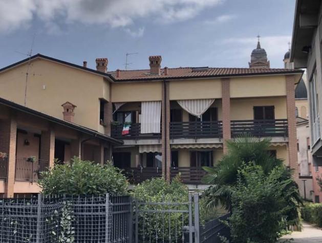 immobile AUTORIMESSA ALL'ASTA IN VICOLO CARMINATI, BOLTIERE (BG) - 1