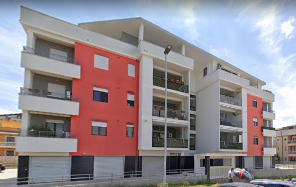 immobile AMPIO APPARTAMENTO CON ACCESSORI ALL'ASTA IN VIA UNIONE EUROPEA, CROTONE (KR) - 2