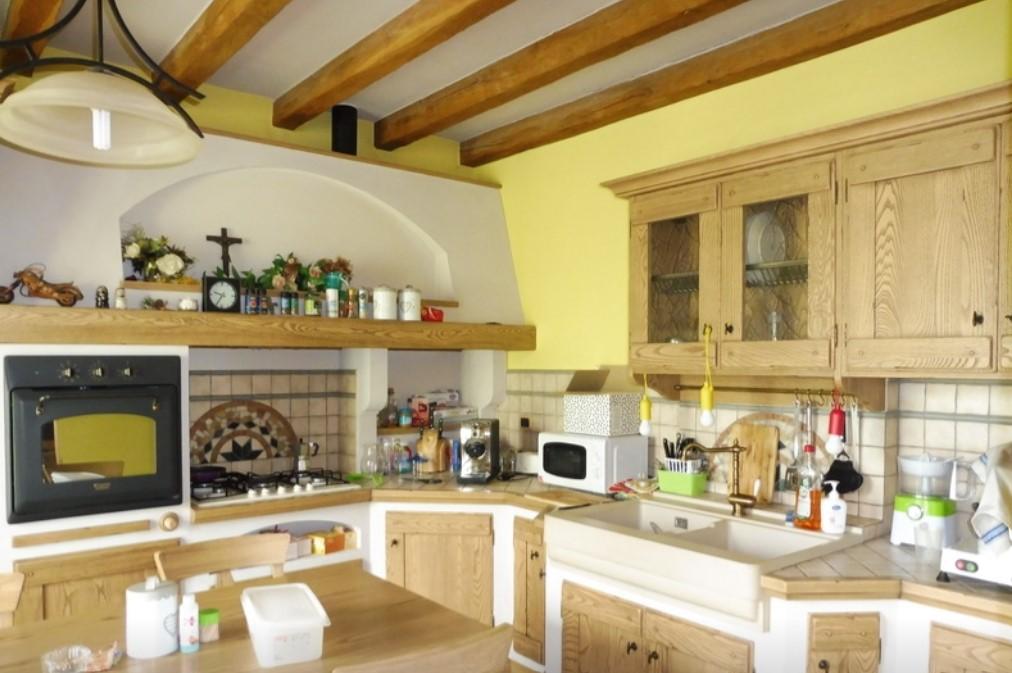 immobile APPARTAMENTI CON AUTORIMESSE E CORTILE ALL'ASTA IN LOC. BOSCHETTO, ALBARETO (PR) - 2