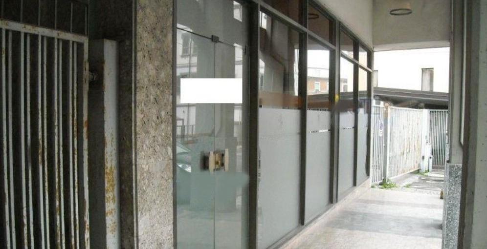 immobile APPARTAMENTO, NEGOZI, MAGAZZINO, POSTI AUTO ALL'ASTA IN VIA TORRICELLA, PIACENZA (PC) - 2