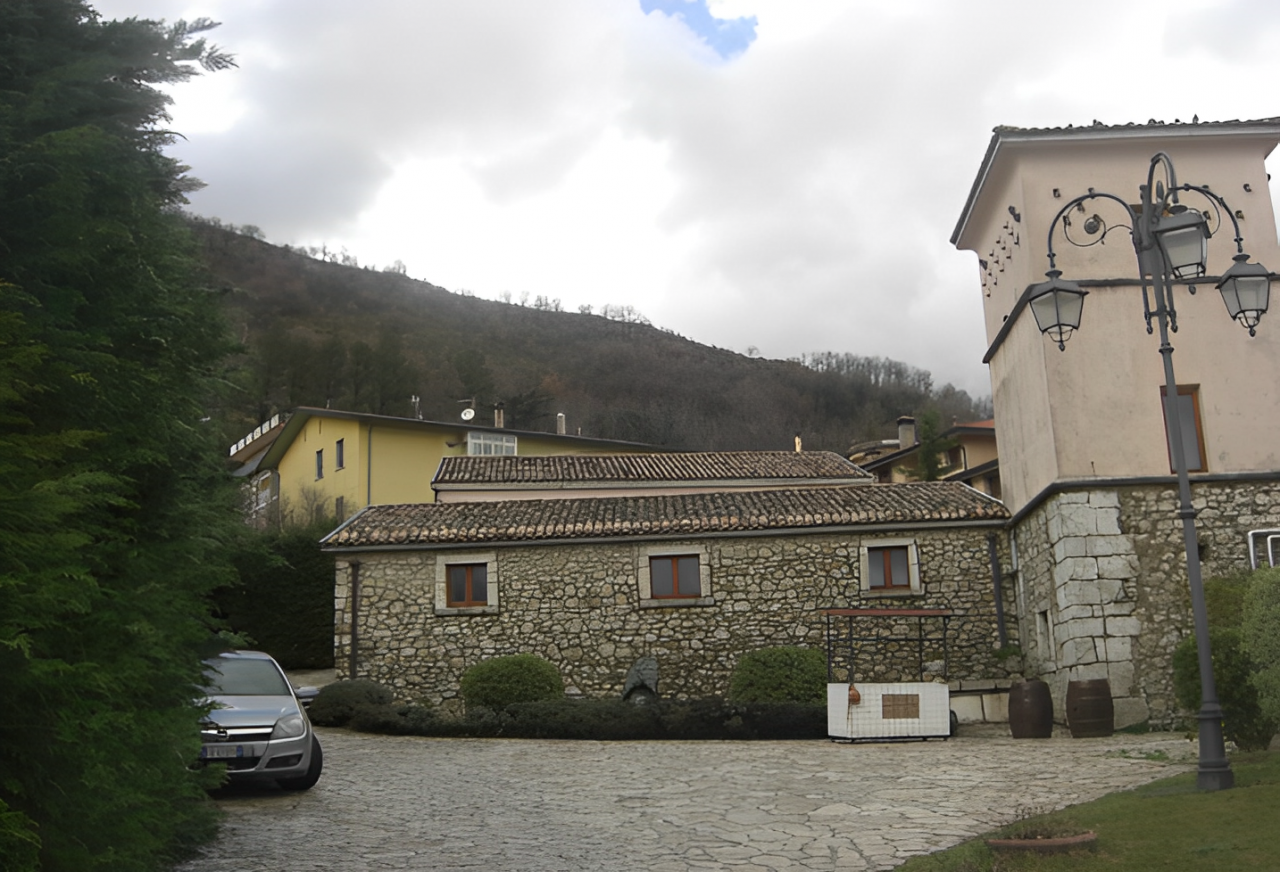 immobile COMPENDIO IMMOBILIARE ALL'ASTA IN VIA MATTEOTTI, MERCOGLIANO (AV) - 3