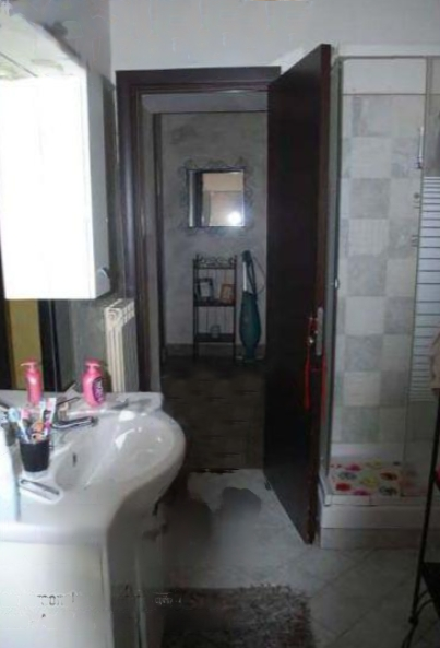 immobile AMPIO APPARTAMENTO CON ACCESSORI ALL'ASTA IN VIA TOMMASO D'AQUINO, CAVE (RM) - 3