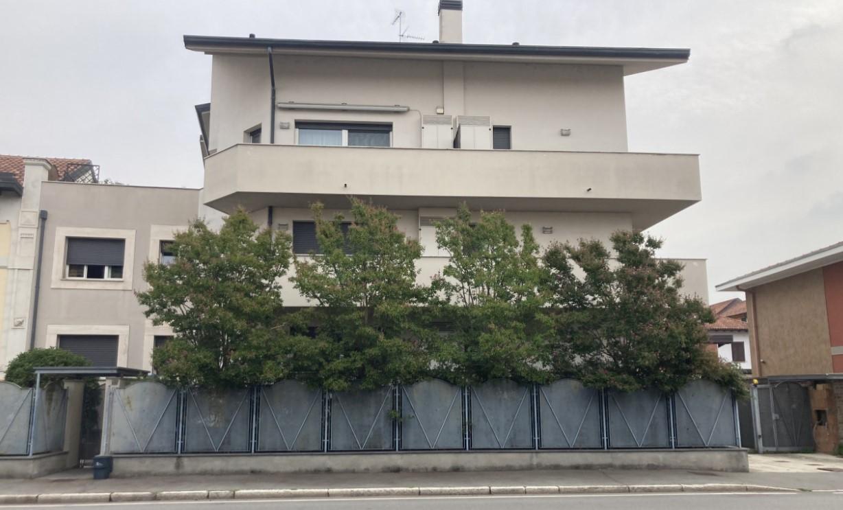 immobile BILOCALE CON GARAGE ALL'ASTA IN VIA CRIVELLI, MAGENTA (MI) - 1
