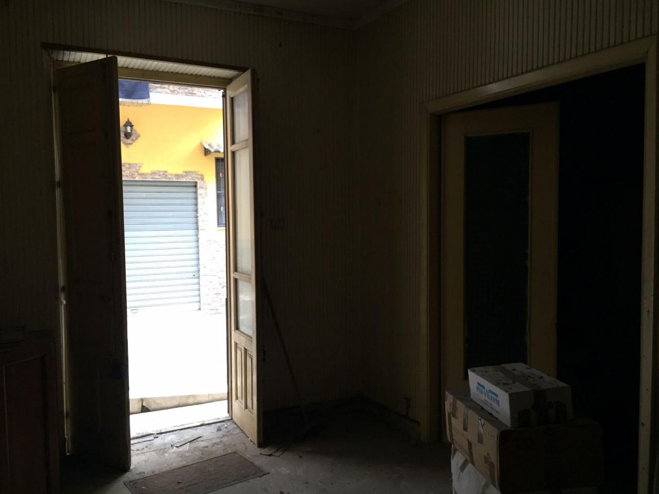 immobile CASA ALL'ASTA SU TRE PIANI IN VIA FRANCESCO CRISPI, MISILMERI (PA) - 1