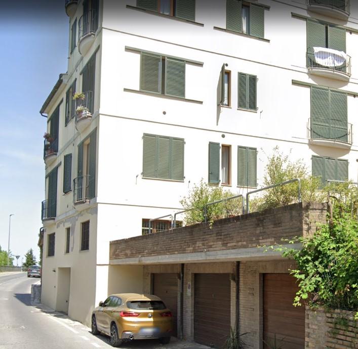 immobile UFFICIO ALL'ASTA IN VIA MAZZINI, RECANATI (MC) - 4