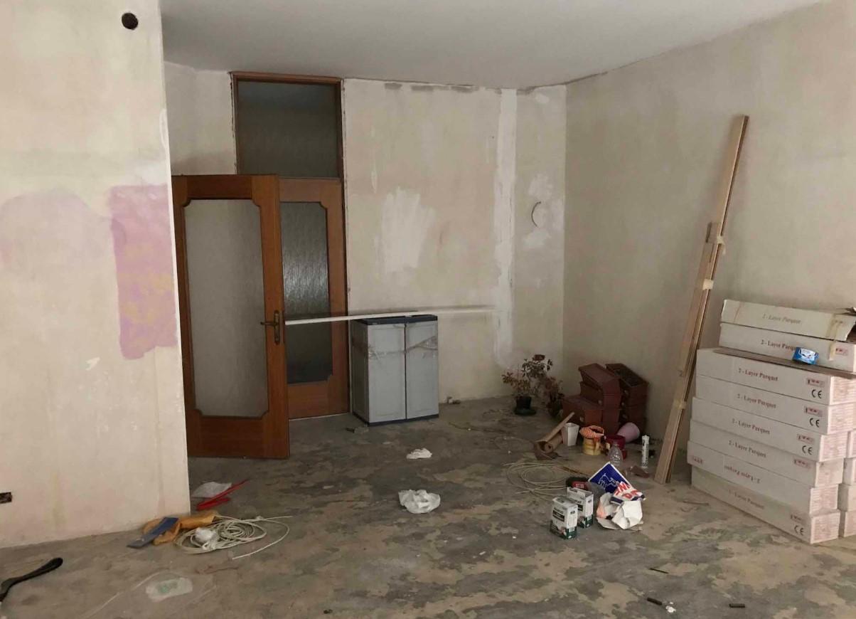immobile TRILOCALE E NEGOZIO ALL'ASTA IN VIA COLONNA, SUSEGANA (TV) - 4