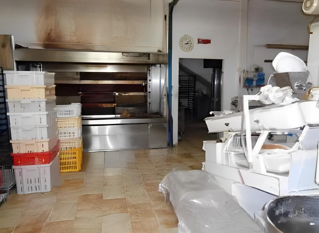 immobile NEGOZIO IN VENDITA ALL'ASTA IN VIA DEGLI ALBERGHI, ROCCASTRADA (GR) - 3