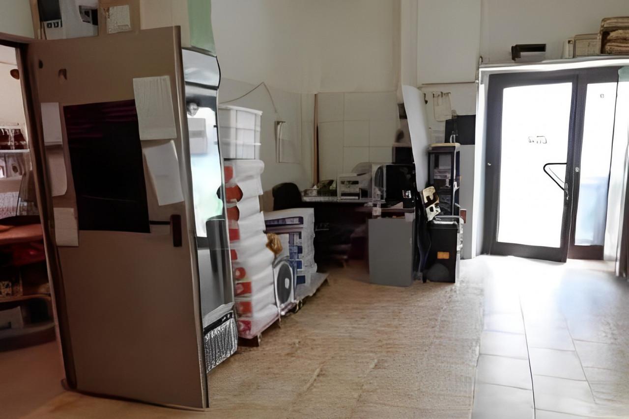 immobile NEGOZIO IN VENDITA ALL'ASTA IN VIA DEGLI ALBERGHI, ROCCASTRADA (GR) - 4