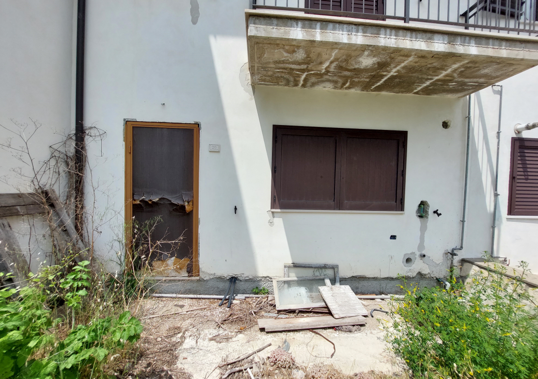 immobile VILLA ALL'ASTA CON AREA ESTERNA IN VIA ROBERTO ROSSELLINI, VASTOGIRARDI (IS) - 1