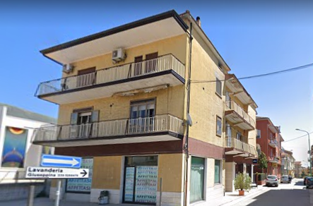immobile AMPIO APPARTAMENTO ALL'ASTA IN VIA TEODORO MOMMSEN, POLLA (SA) - 2